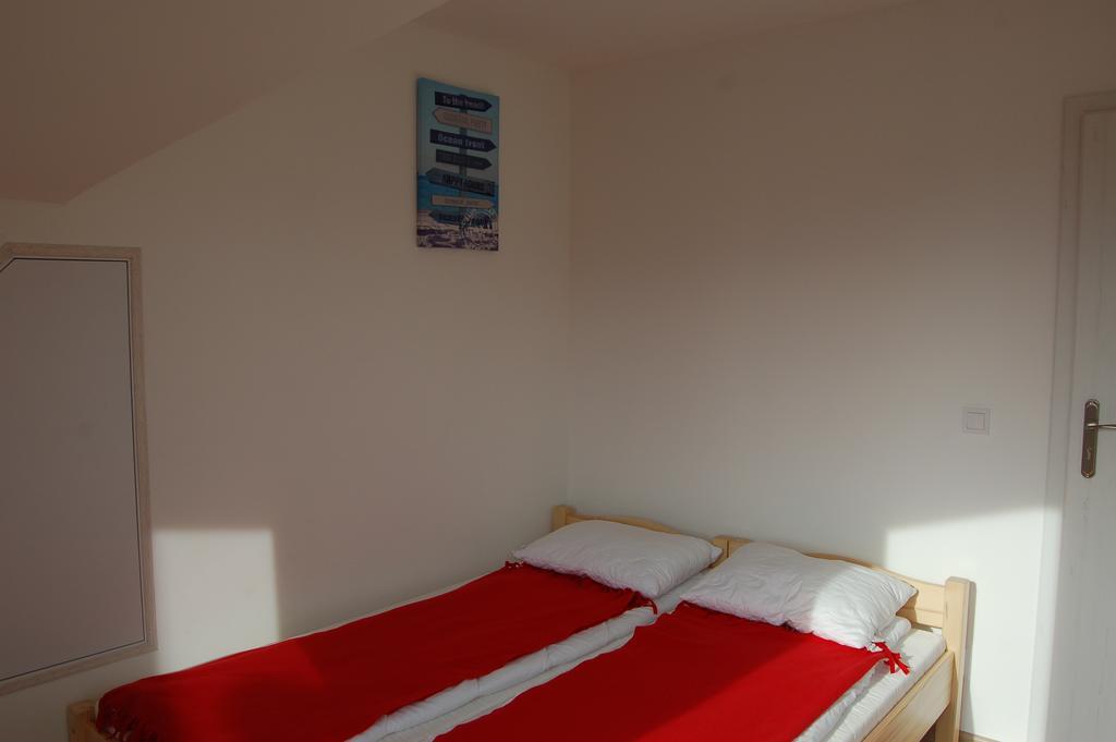 Dom Nad Morzem Sosenka Apartment Mielenko Bagian luar foto